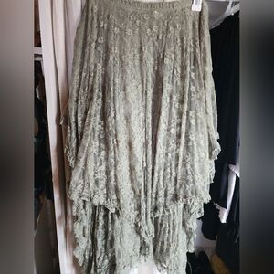 Free People French Court Lace skirt Size Large